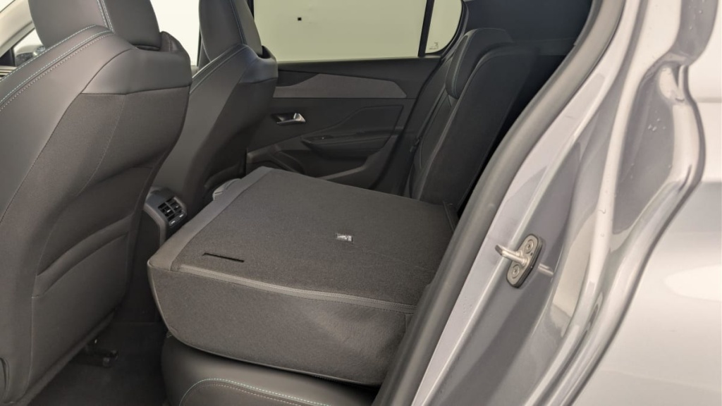 PEUGEOT 308 Hybrid 145 e-DCS6 Allure - ref: 1-388511 - Photo 12