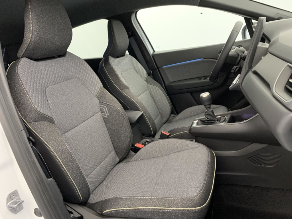 RENAULT Captur TCe 115 ch Techno - ref: 1-388619 - Photo 9