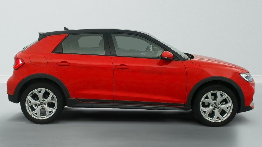 AUDI A1 Allstreet 30 TFSI 110 ch S tronic 7 Design Luxe - ref: 1-389045 - Photo 8