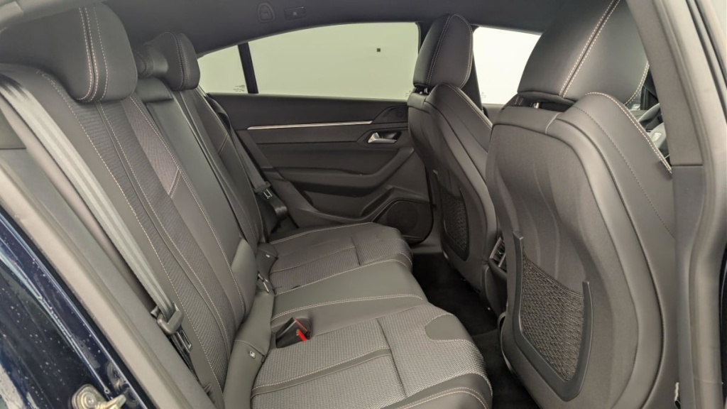PEUGEOT 508 Hybrid 180 e-EAT8 Allure - ref: 1-389226 - Photo 10