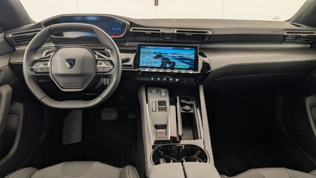 PEUGEOT 508 Hybrid 180 e-EAT8 Allure - ref: 1-389226 - Photo 13