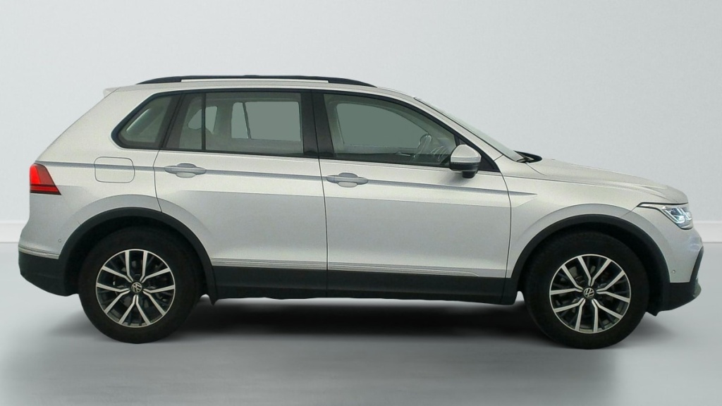 VOLKSWAGEN Tiguan 1.5 TSI 150ch BVM6 Life - ref: 1-389345 - Photo 8