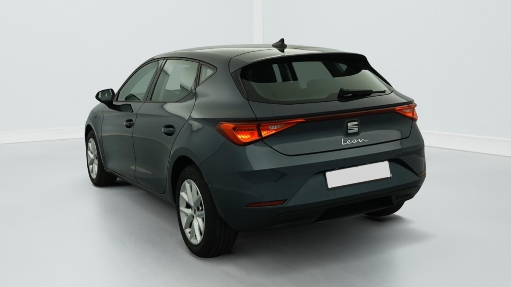 SEAT Leon 1.0 eTSI 110 DSG7 Business - ref: 1-389652 - Photo 4