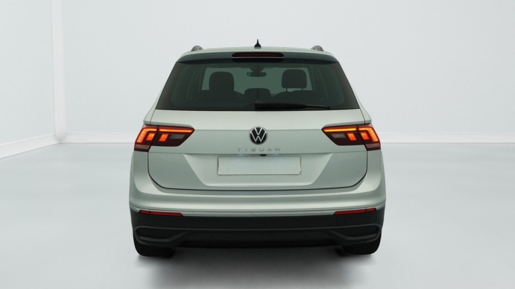 VOLKSWAGEN Tiguan 1.5 TSI 130ch BVM6 Life Plus - ref: 1-389776 - Photo 6