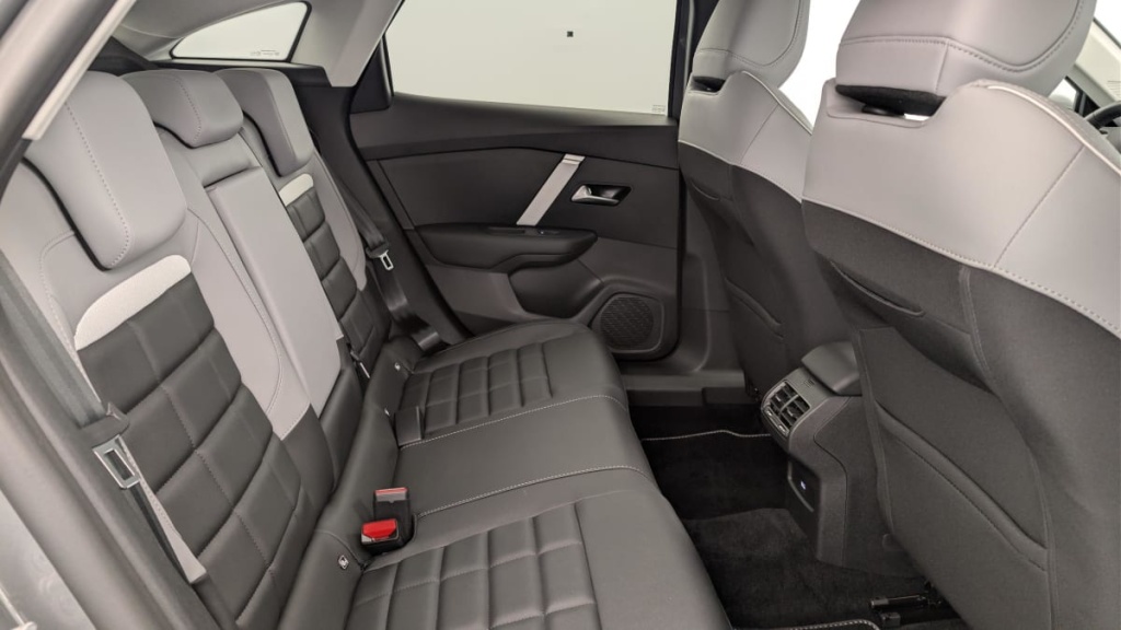 CITROEN C4 Hybride 145 ch e-DCS6 Max - ref: 1-389782 - Photo 10