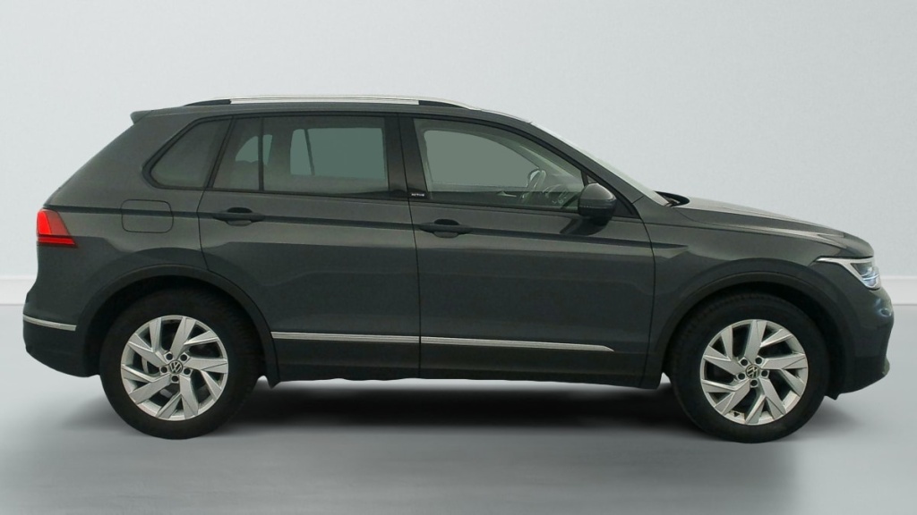 VOLKSWAGEN Tiguan 2.0 TDI 122CH BVM6 ACTIVE - ref: 1-389941 - Photo 8