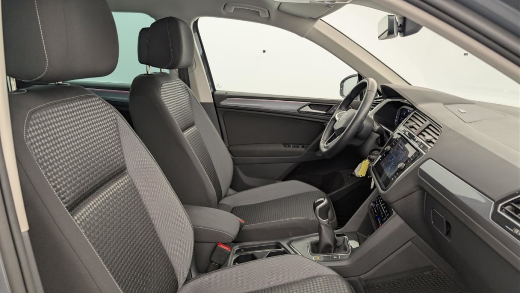 VOLKSWAGEN Tiguan 2.0 TDI 122CH BVM6 ACTIVE - ref: 1-389941 - Photo 9