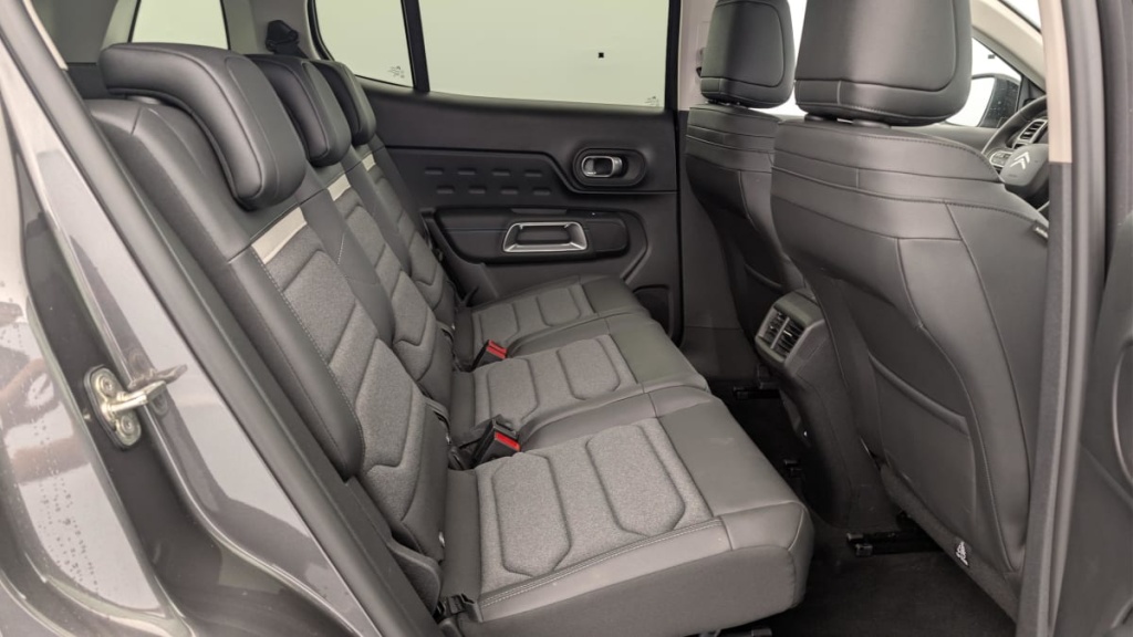 CITROEN C5 Aircross Hybride 145 e-DCS6 Max - ref: 1-390093 - Photo 10