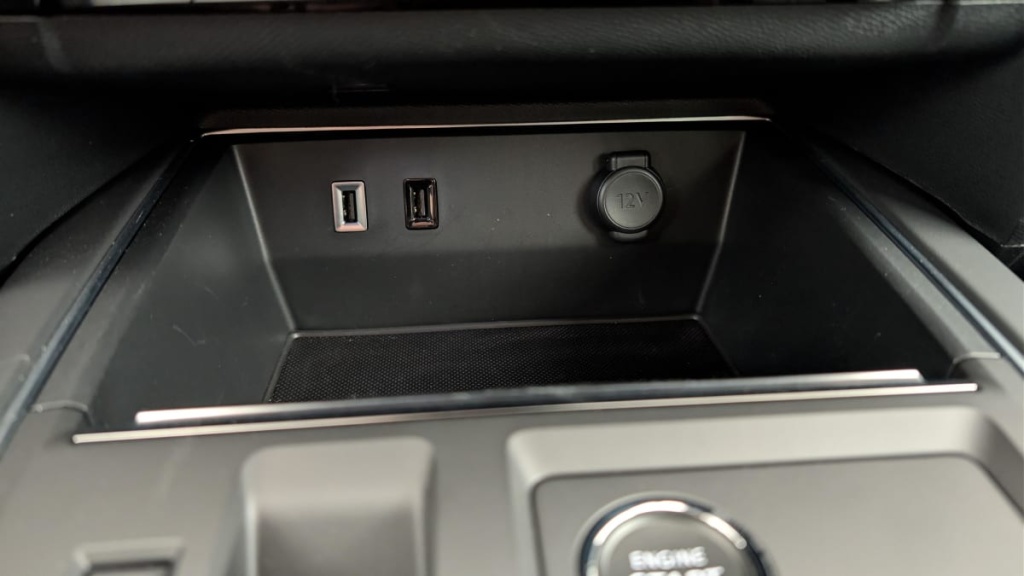 CITROEN C5 Aircross Hybride 145 e-DCS6 Max - ref: 1-390093 - Photo 20