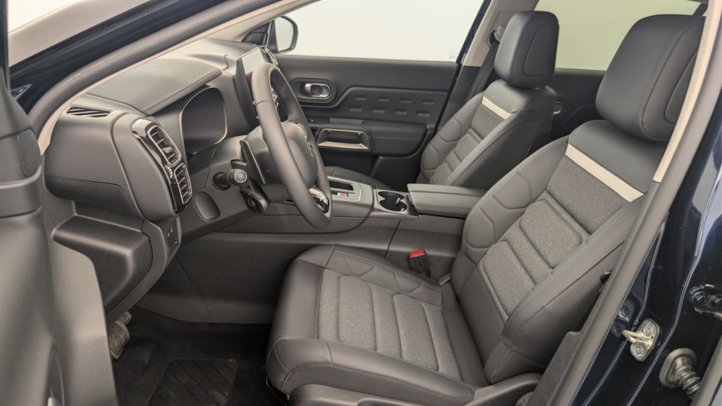 CITROEN C5 Aircross Hybride 145 e-DCS6 Max - ref: 1-390122 - Photo 16