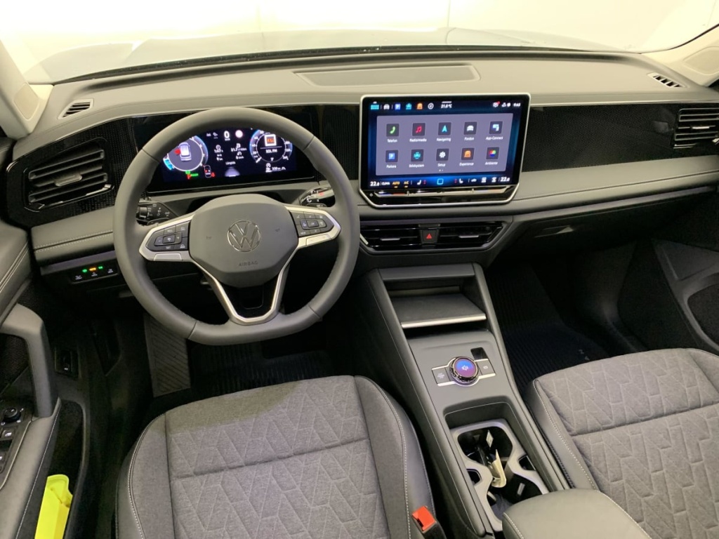 VOLKSWAGEN Tiguan 1.5 ETSI 150CH DSG7 Life - ref: 1-390172 - Photo 15