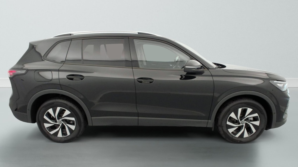 VOLKSWAGEN Tiguan 1.5 ETSI 150CH DSG7 Life - ref: 1-390172 - Photo 8