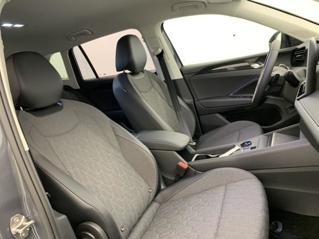 VOLKSWAGEN Tiguan 1.5 ETSI 150CH DSG7 Life - ref: 1-390178 - Photo 17