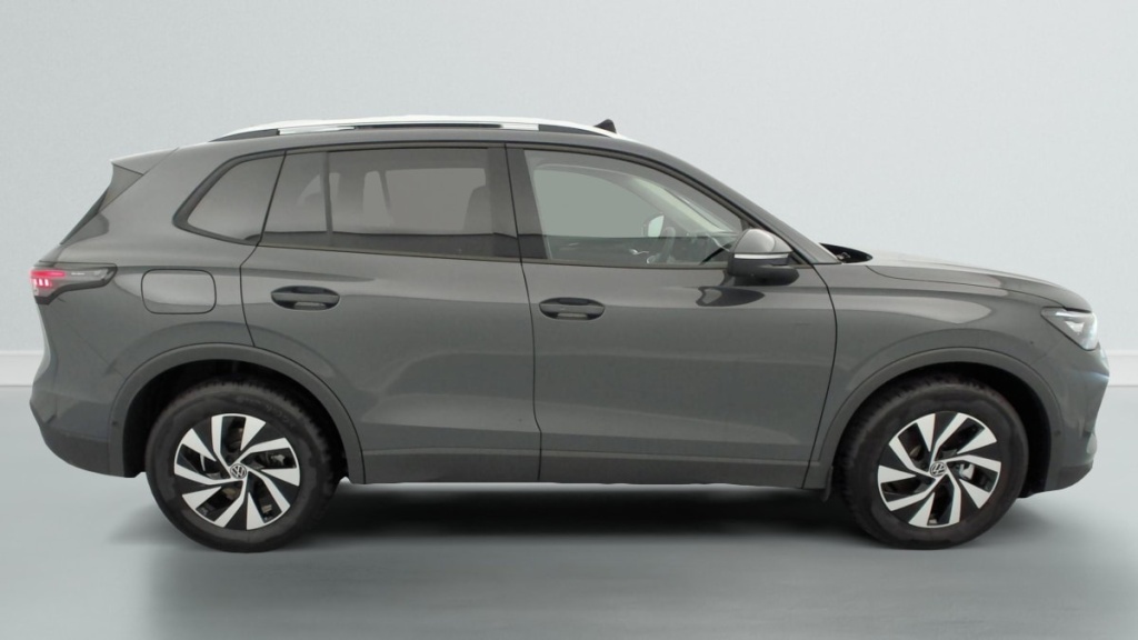 VOLKSWAGEN Tiguan 1.5 ETSI 150CH DSG7 Life - ref: 1-390185 - Photo 8