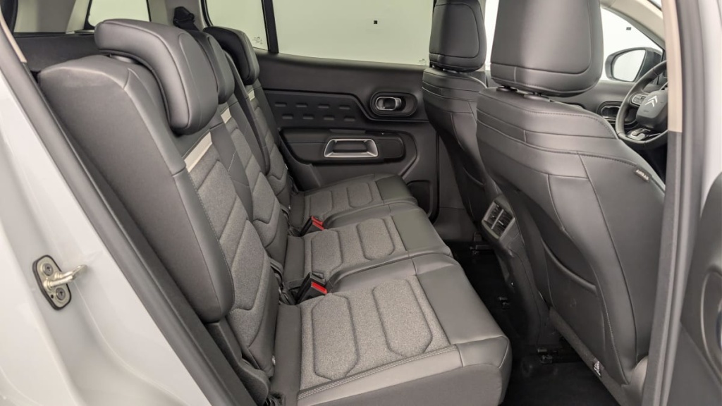 CITROEN C5 Aircross Hybride 145 e-DCS6 Max - ref: 1-390223 - Photo 10