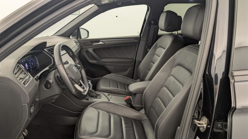 VOLKSWAGEN Tiguan 1.4 eHybrid 245ch DSG6 R-Line Exclusive - ref: 1-391416 - Photo 16