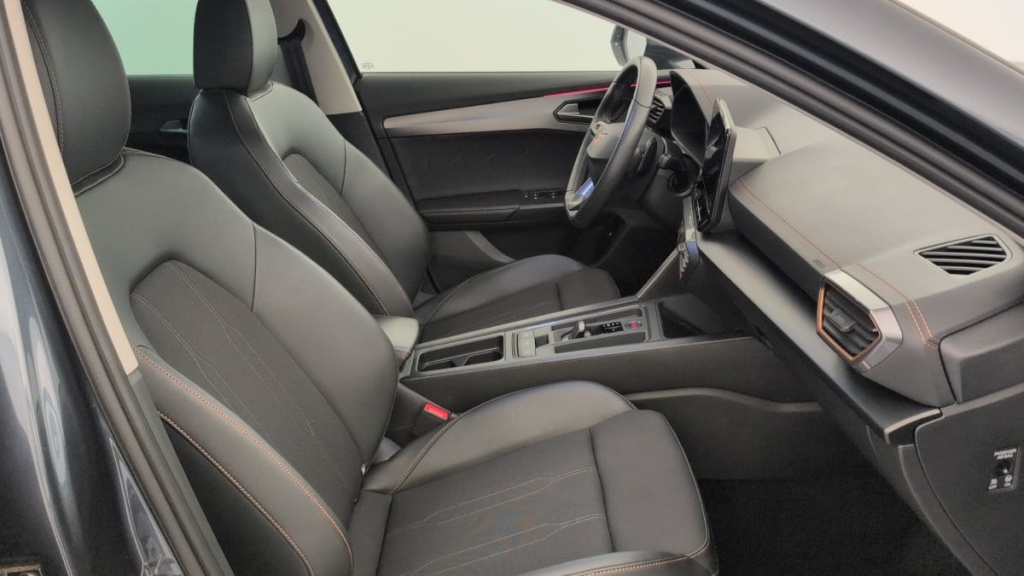 CUPRA Formentor 1.4 e-HYBRID 204 ch DSG6 V - ref: 1-394783 - Photo 9