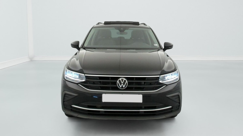 VOLKSWAGEN Tiguan 1.5 TSI 150ch DSG7 Life Plus - ref: 1-396216 - Photo 2