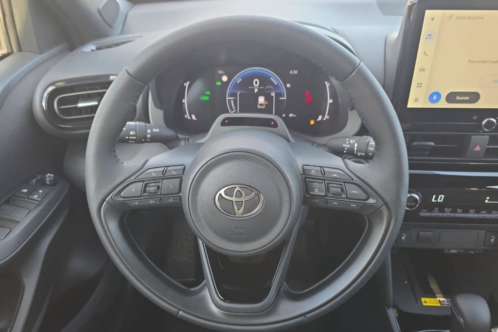 TOYOTA Yaris Cross 130h 2WD Design - ref: 1-396373 - Photo 14