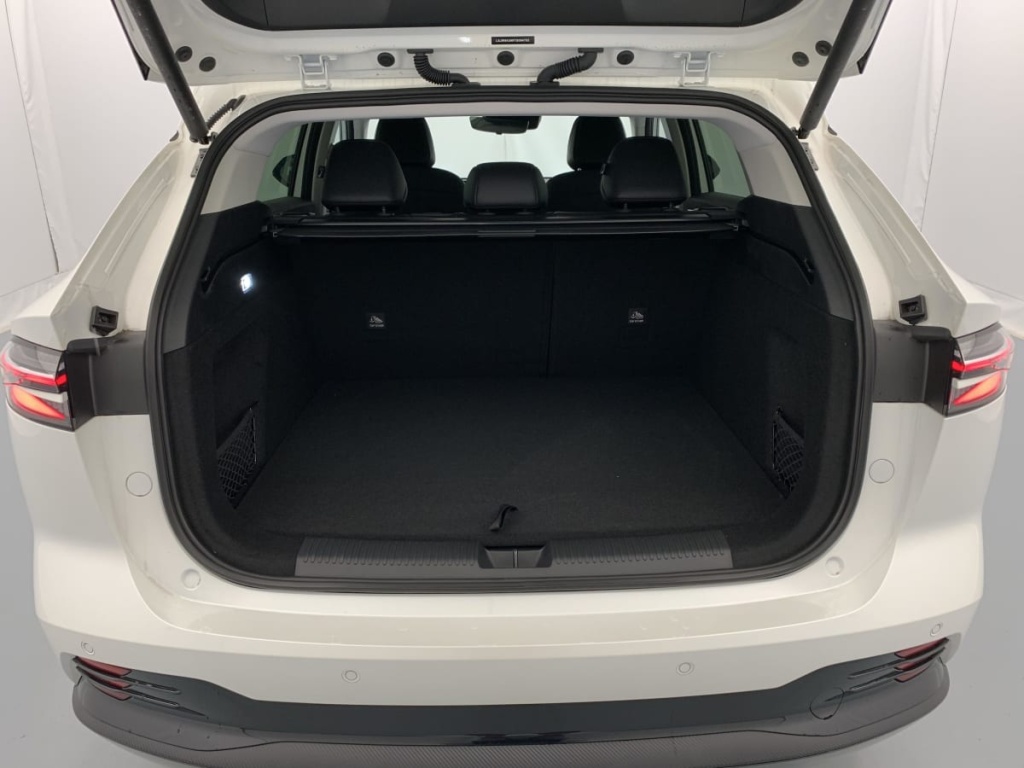 MG EHS 1.5 Hybrid+ 224 ch Luxury - ref: 1-396900 - Photo 9