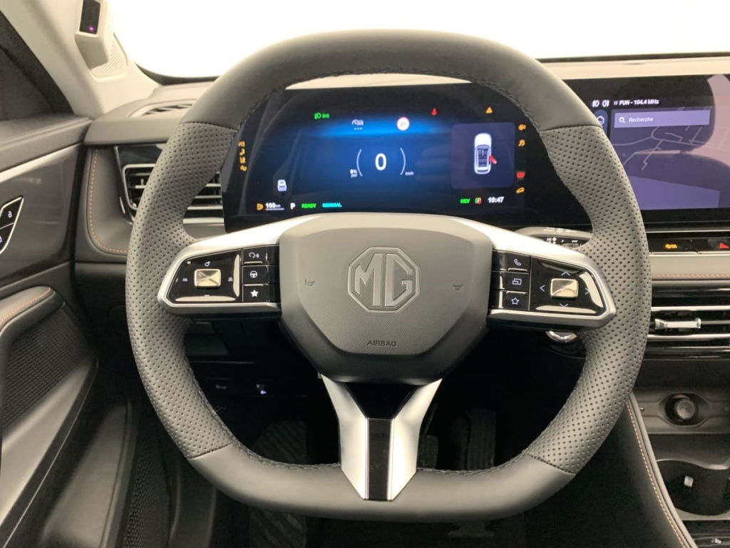 MG EHS 1.5 Hybrid+ 224 ch Luxury - ref: 1-396948 - Photo 14
