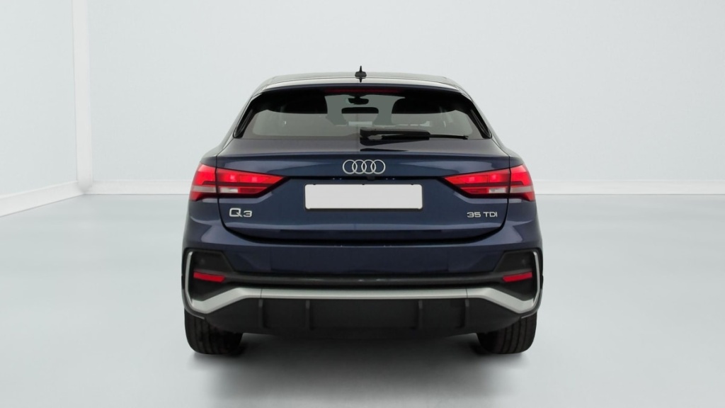 AUDI Q3 Sportback 35 TDI 150 ch S tronic 7 Design - ref: 1-397283 - Photo 6
