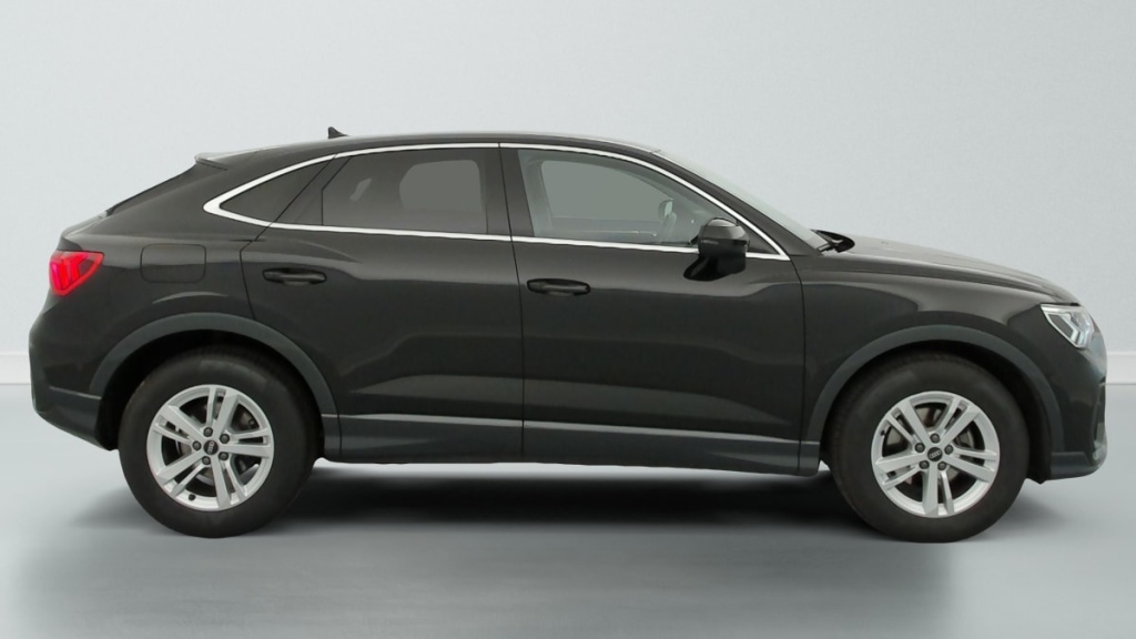 AUDI Q3 Sportback 35 TDI 150 CH S TRONIC 7 BUSINESS LINE - ref: 1-397819 - Photo 8