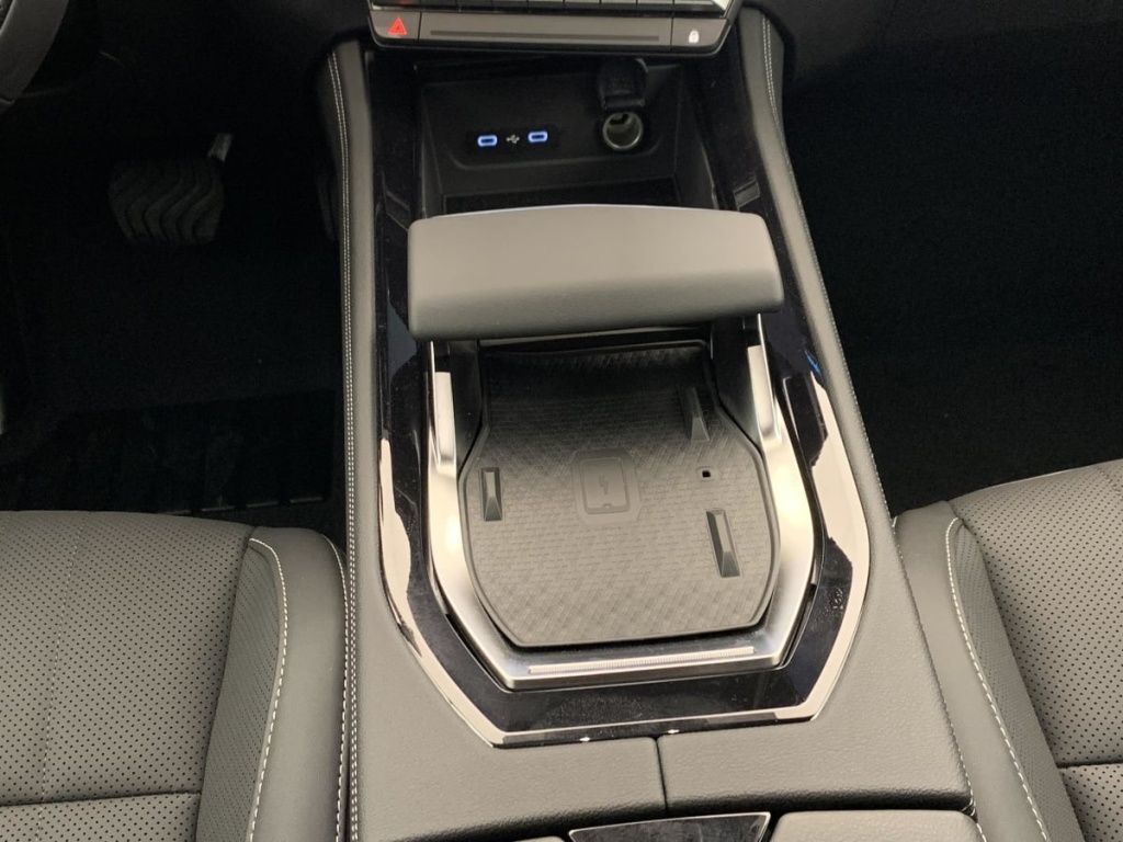 RENAULT Espace Espace full hybrid E-Tech 200 ch 7pl Iconic - ref: 1-397911 - Photo 17