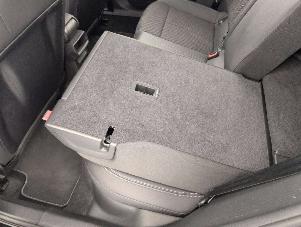 AUDI A3 Sportback TFSI e Hybride rechargeable 204 S tronic 6 S line - ref: 1-398279 - Photo 12