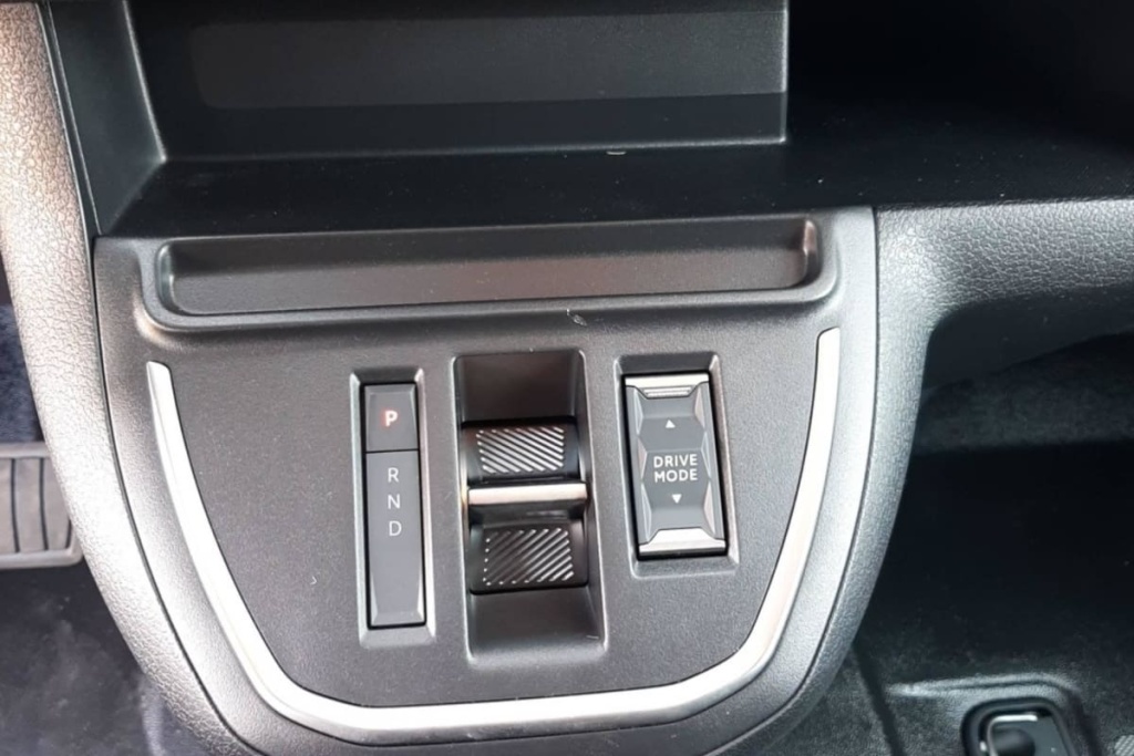 CITROEN Jumpy DIESEL 180 CH M AUTOMAT - ref: 1-401006 - Photo 20