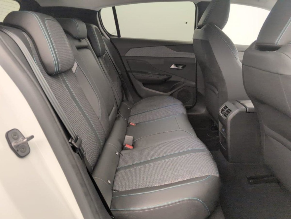 PEUGEOT 308 PHEV 180 e-EAT8 Allure - ref: 1-401648 - Photo 10