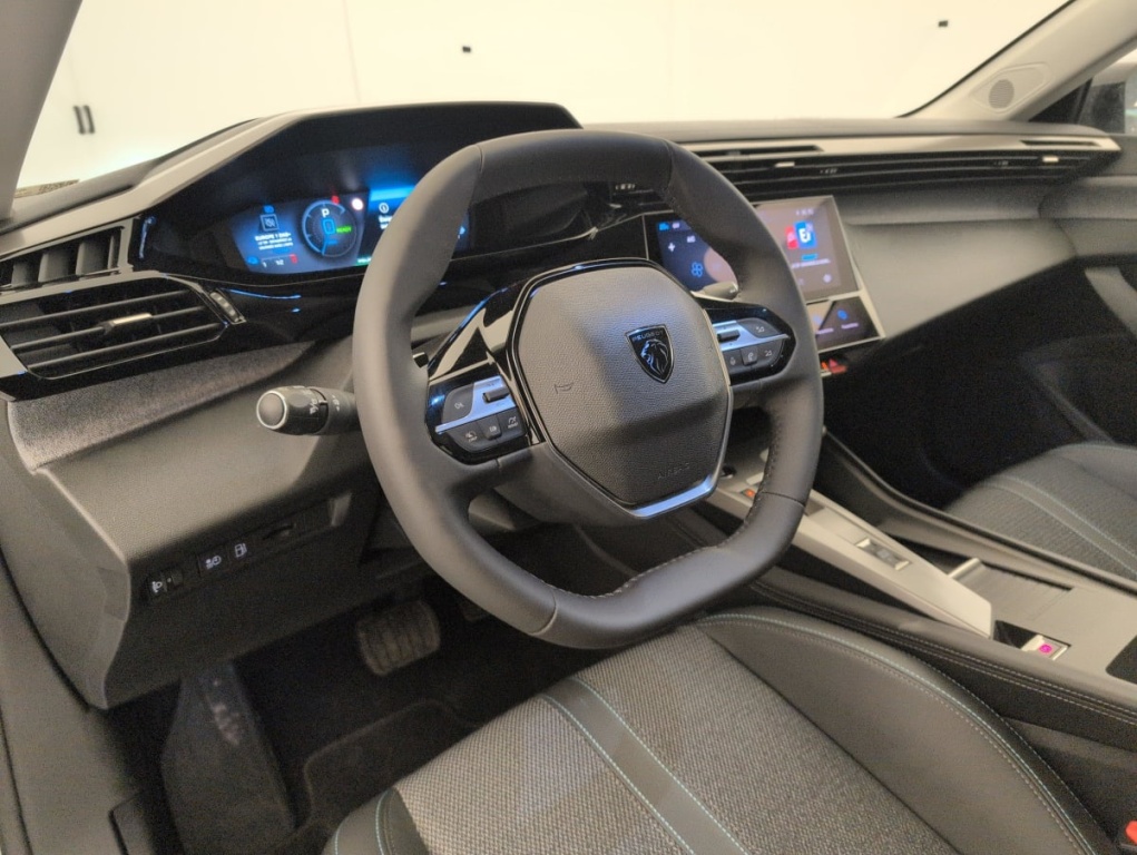 PEUGEOT 308 PHEV 180 e-EAT8 Allure - ref: 1-401648 - Photo 15