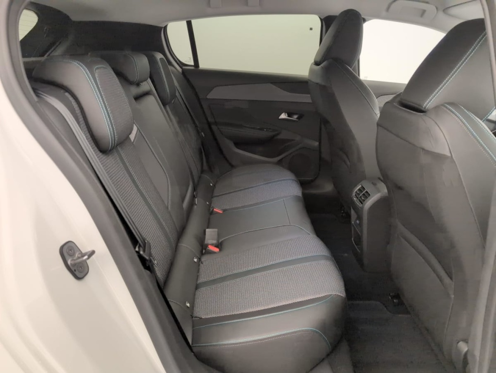 PEUGEOT 308 PHEV 180 e-EAT8 Allure - ref: 1-401669 - Photo 10