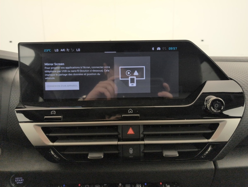 CITROEN C4 Hybride 145 ch e-DCS6 Max - ref: 1-402168 - Photo 17