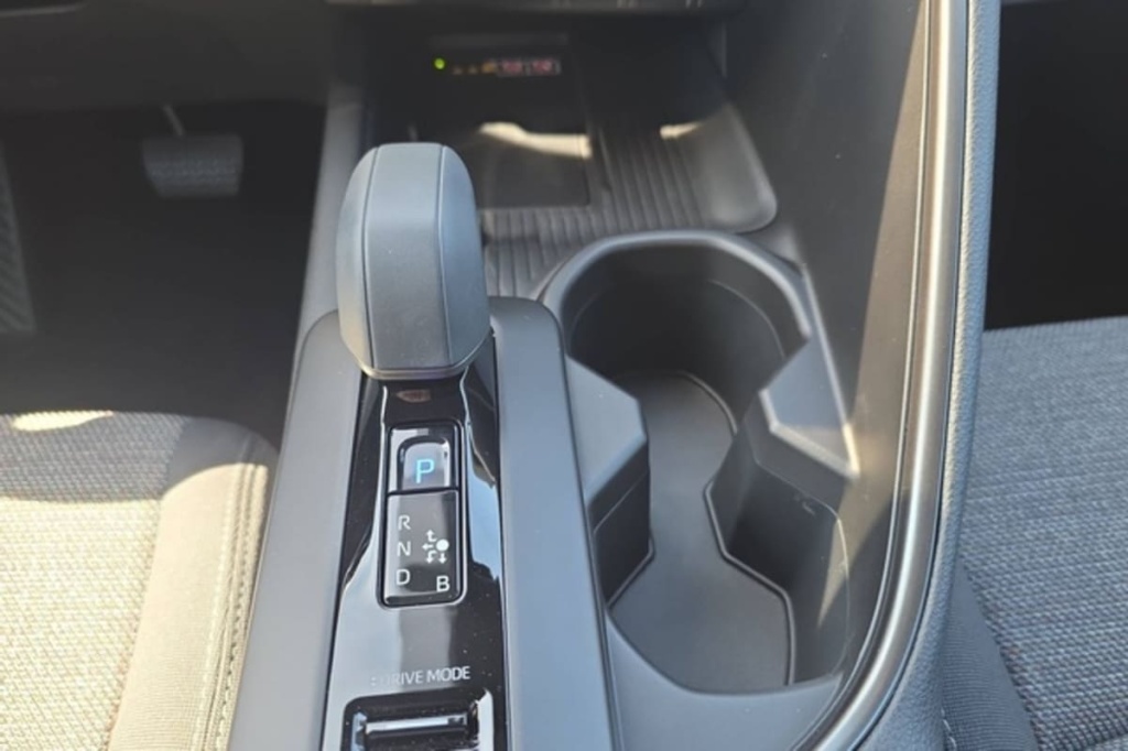 TOYOTA C-HR Hybride 140 Design - ref: 1-402326 - Photo 16