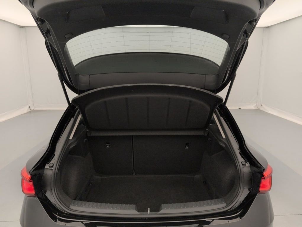 SEAT Leon 1.0 eTSI 110 DSG7 Business - ref: 1-402487 - Photo 11