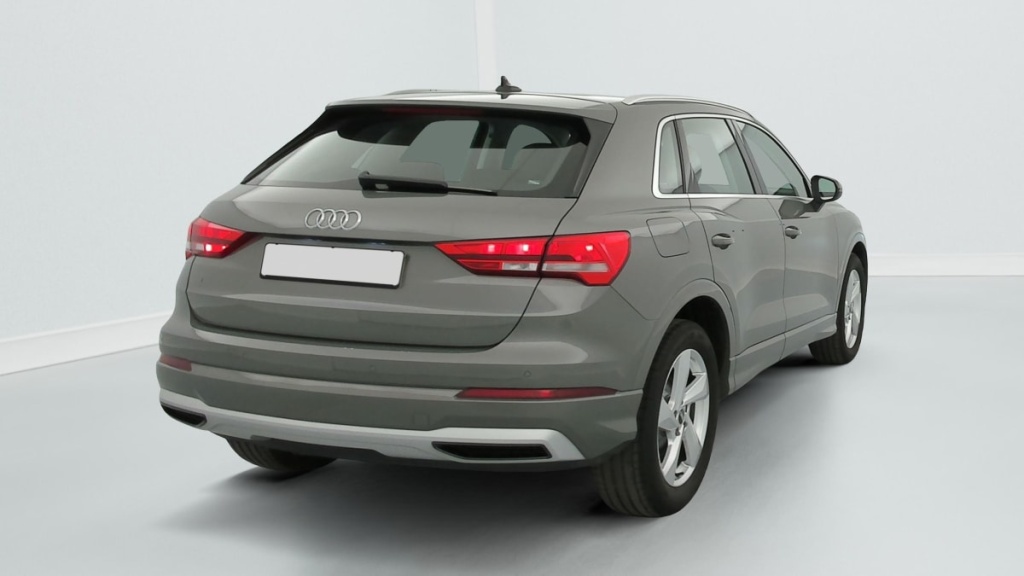AUDI Q3 35 TDI 150 ch S tronic 7 Design - ref: 1-402662 - Photo 7