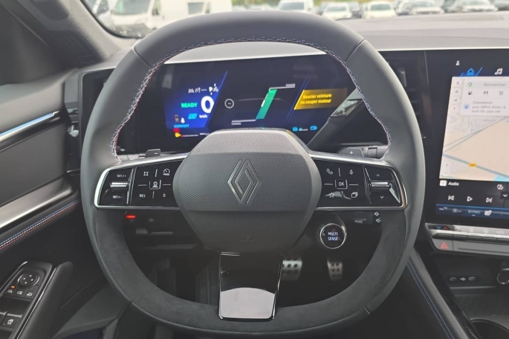 RENAULT Rafale E-Tech full hybrid 200ch esprit Alpine - ref: 1-402681 - Photo 14