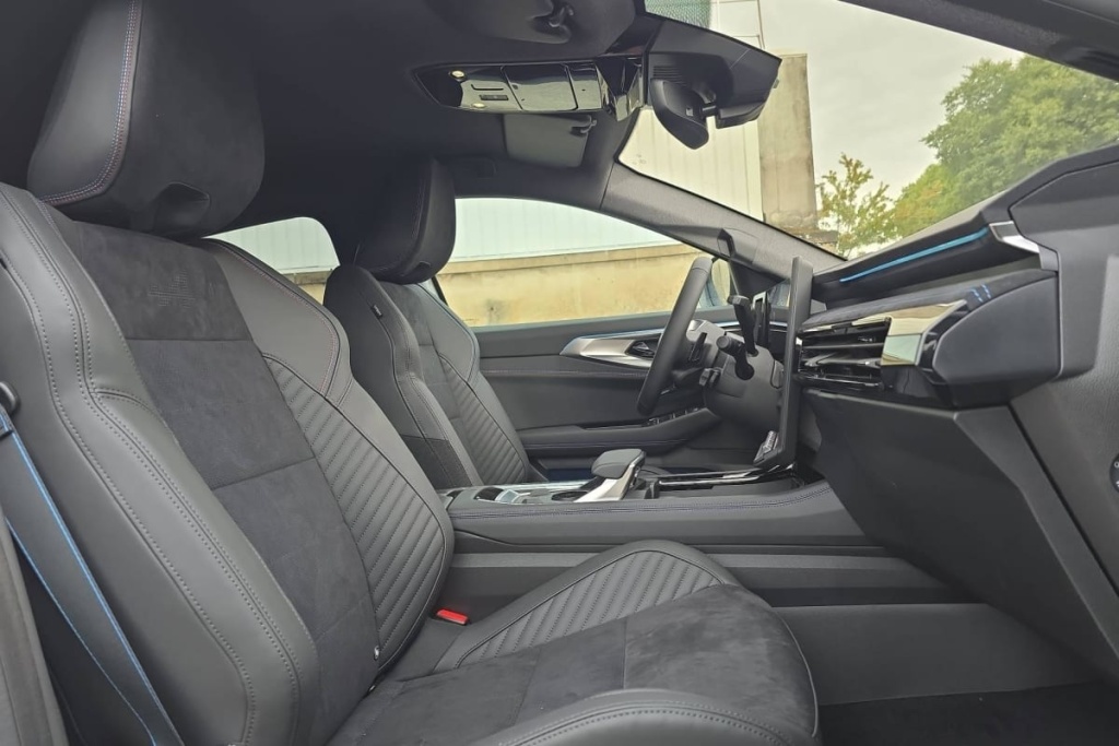 RENAULT Rafale E-Tech full hybrid 200ch esprit Alpine - ref: 1-402681 - Photo 9