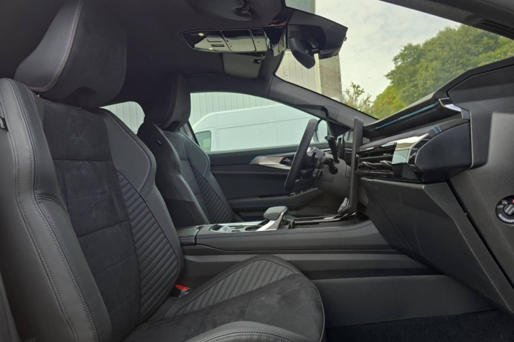 RENAULT Rafale E-Tech full hybrid 200ch esprit Alpine - ref: 1-402688 - Photo 9