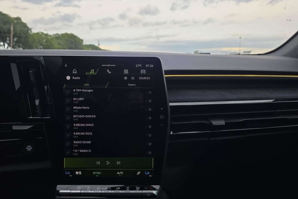 RENAULT Rafale E-Tech full hybrid 200ch esprit Alpine - ref: 1-402703 - Photo 19