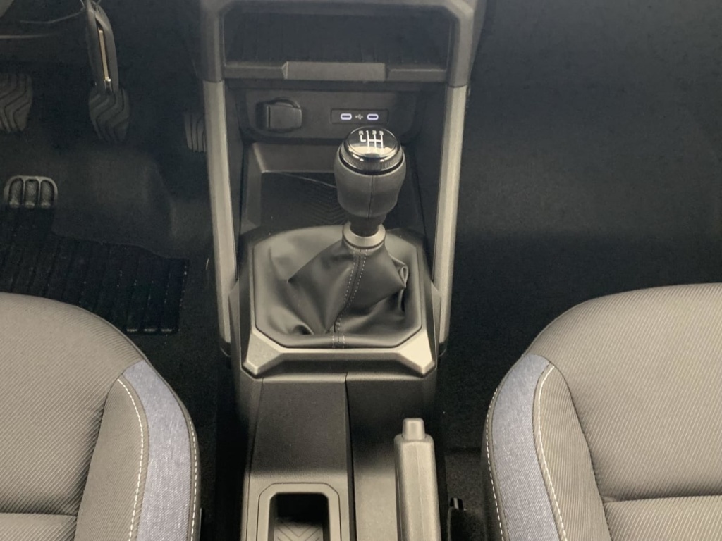 DACIA Duster Mild Hybrid 140 Expression - ref: 1-402927 - Photo 17