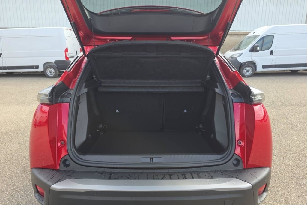 PEUGEOT 2008 Hybrid 145 e-DCS6 Allure - ref: 1-404423 - Photo 11