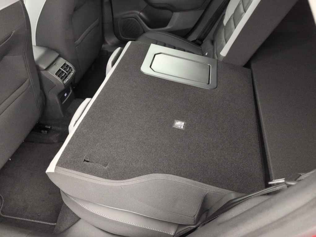 CITROEN C4 Hybride 136 e-DCS6 Max - ref: 1-404443 - Photo 12