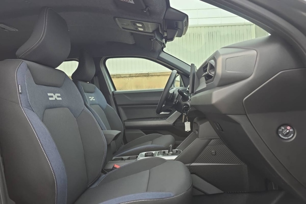 DACIA Duster Hybrid-G 150 4x4 Expression - ref: 1-404712 - Photo 9