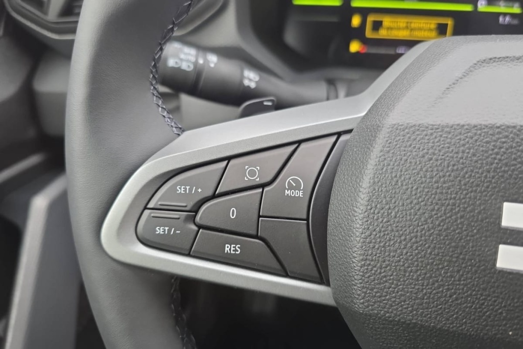 DACIA Duster Hybrid-G 150 4x4 Expression - ref: 1-404717 - Photo 15