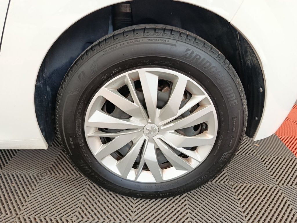 PEUGEOT 208 Affaire 1.5 BlueHDi 100 S&S Premium - ref: 13-4153125 - Photo 10