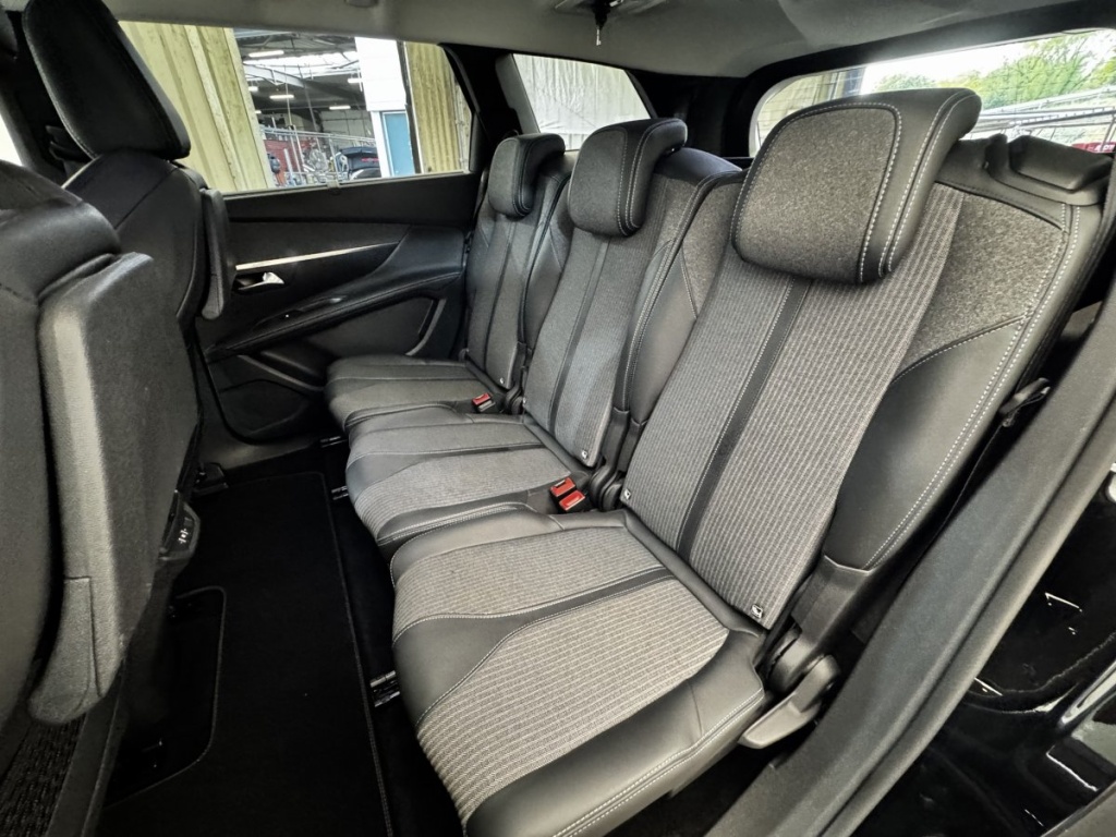 PEUGEOT 5008 BlueHDi 130 S&S EAT8 Allure Pack - ref: 13-4181814 - Photo 13
