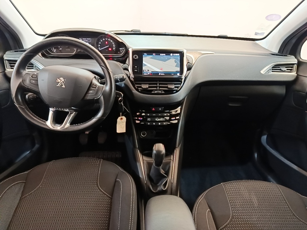 PEUGEOT 208 Puretech 82 ALLURE - ref: 13-4187758 - Photo 8