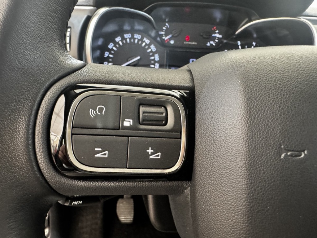 CITROEN C3 (3) PureTech 82 BVM Shine - ref: 13-4189671 - Photo 19